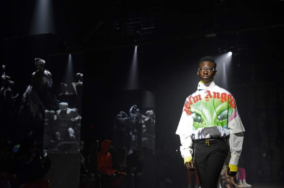 Slide 
													
													4