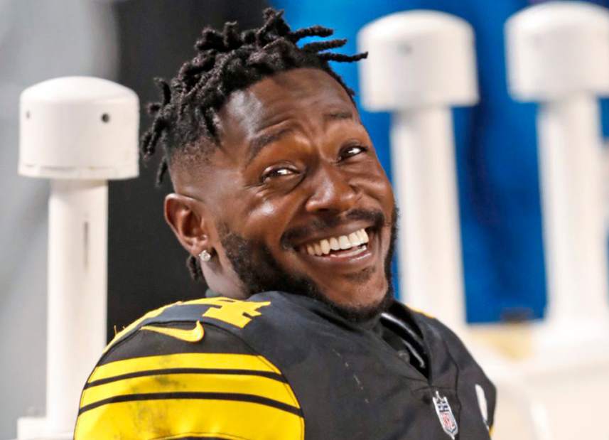 Social media reactions to Antonio Brown’s latest cryptic tweet are hysterical