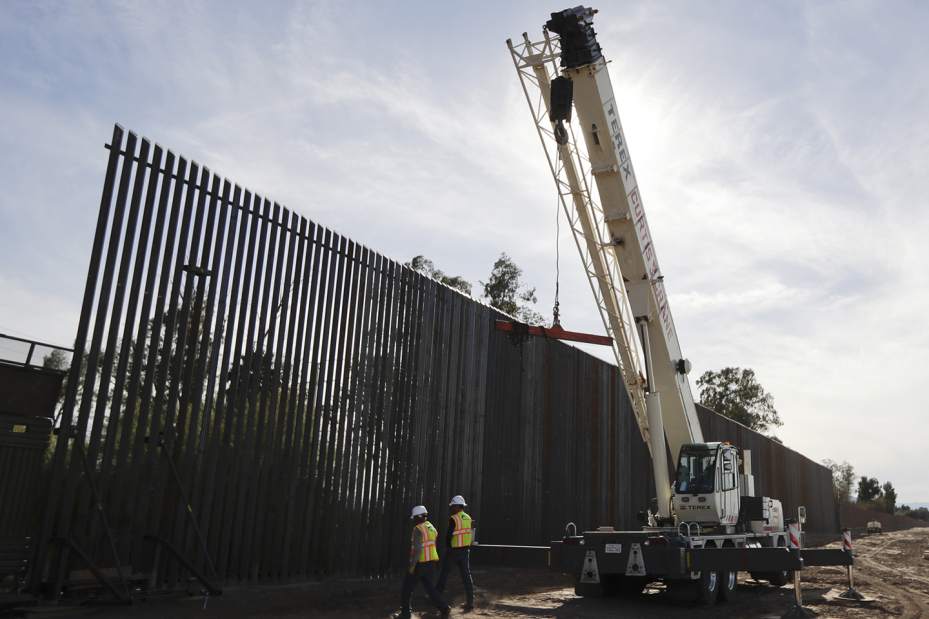 Editorial: Trump’s emergency highlights battle lines