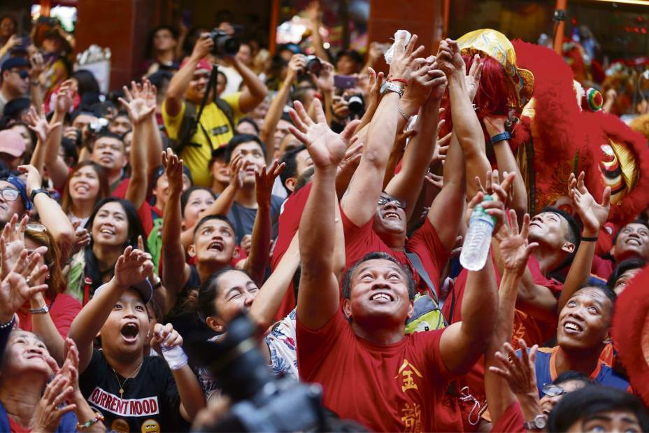 Slide 
													
													8