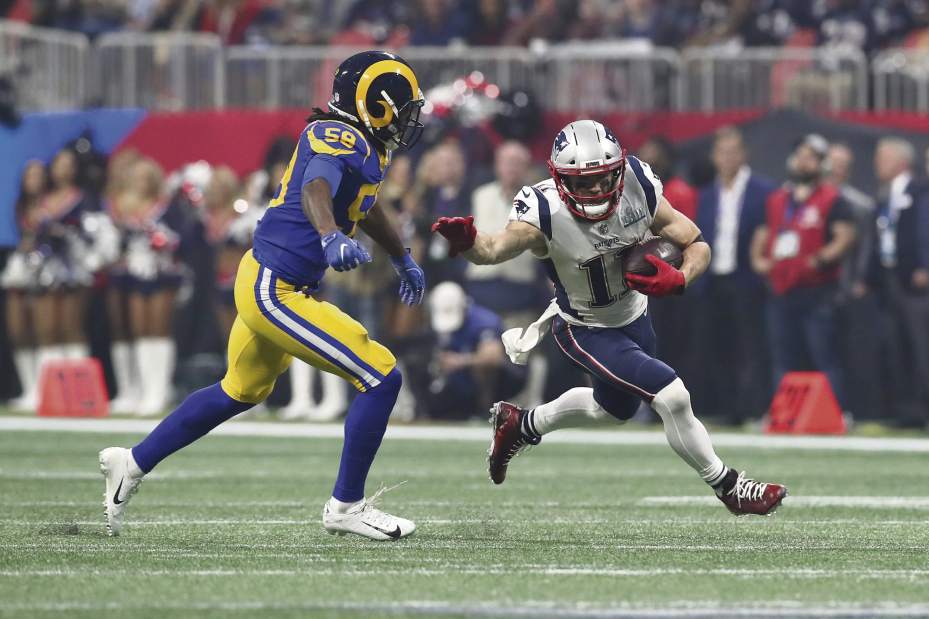 Slide 
													
													1