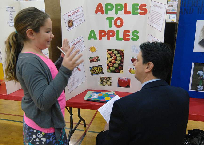 MJScienceFair1022113jpg