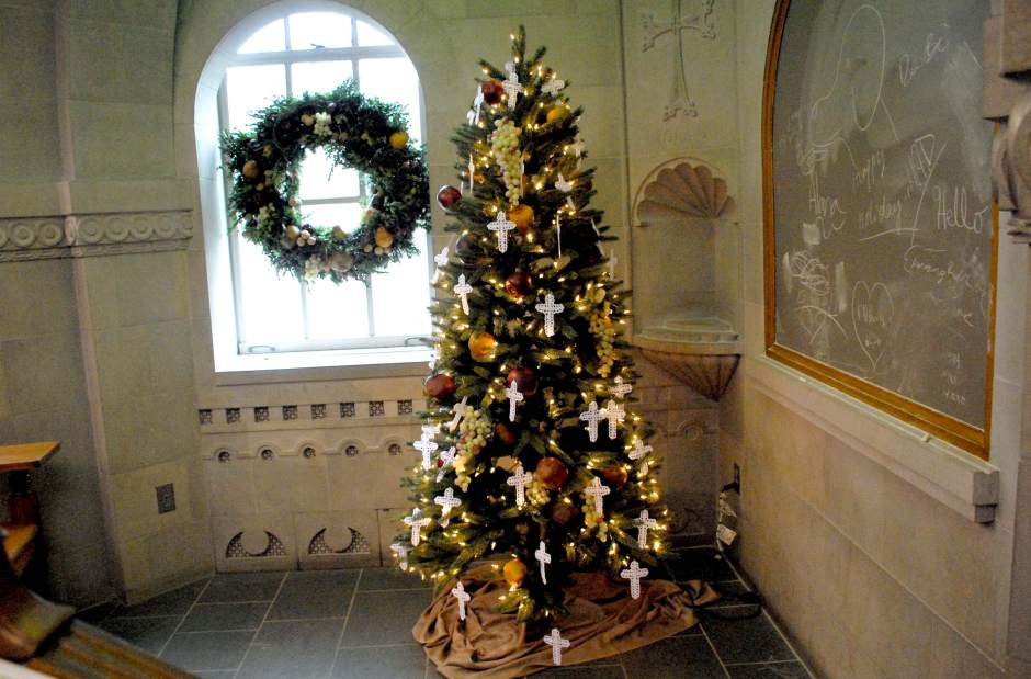 Nationality Rooms Christmas 2022 Pitt's Nationality Rooms Decorated For Holiday Season | Triblive.com