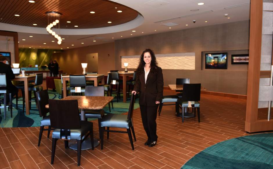 PTRLEBOHOTEL01010115jpg