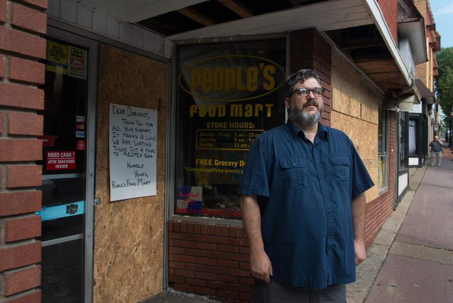 PTRPEOPLESFOOD010626141jpg