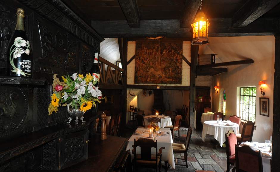 PTRTKHOMEYHYEHOLDE03101614jpg