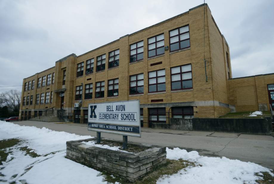 Slide 
													
													6