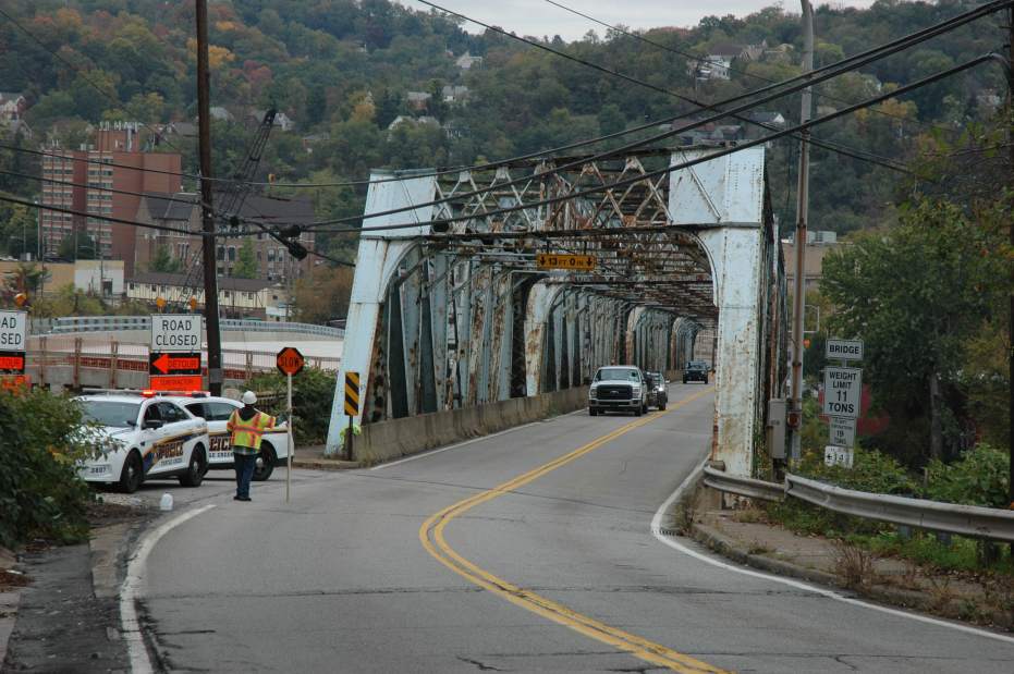 dnbridgeclosing2101813jpg