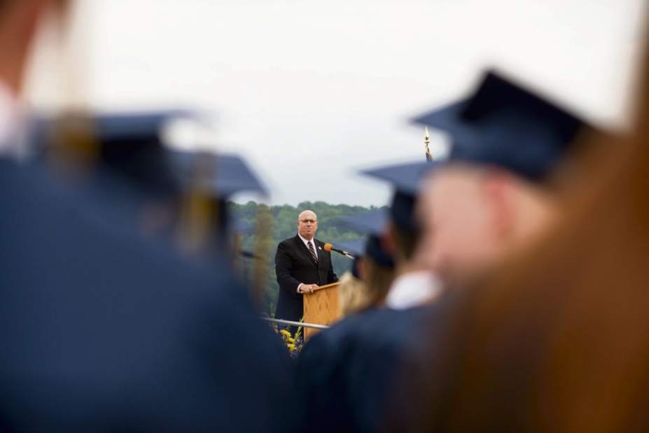 gtrGradStory2004060818jpg