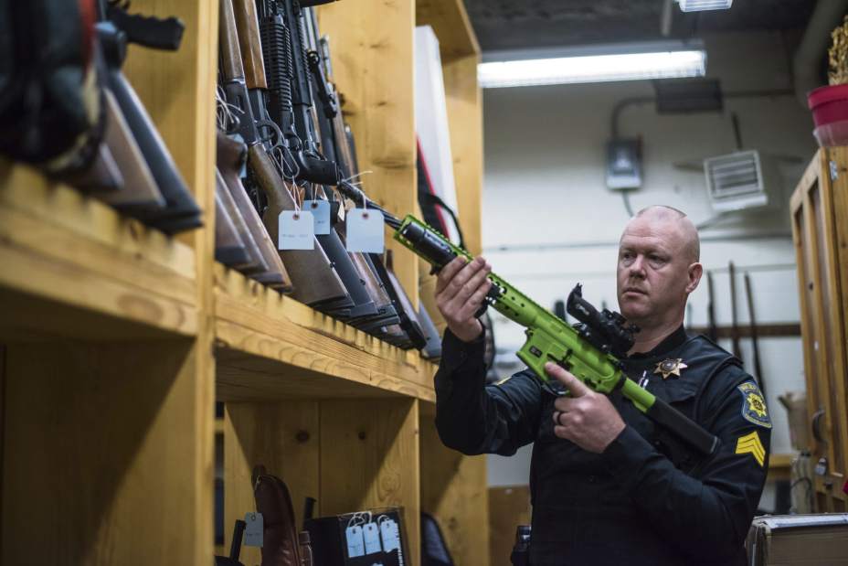 gtrgunsgone003030518jpg