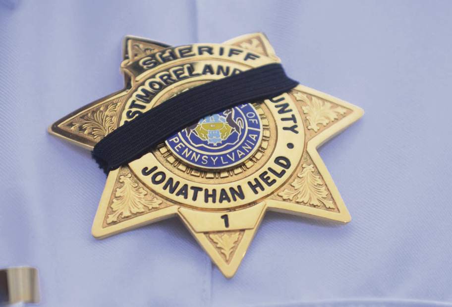 gtrloofficershot2113015jpg