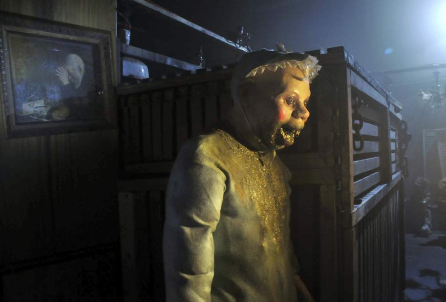 herloscarehouse041020161jpg