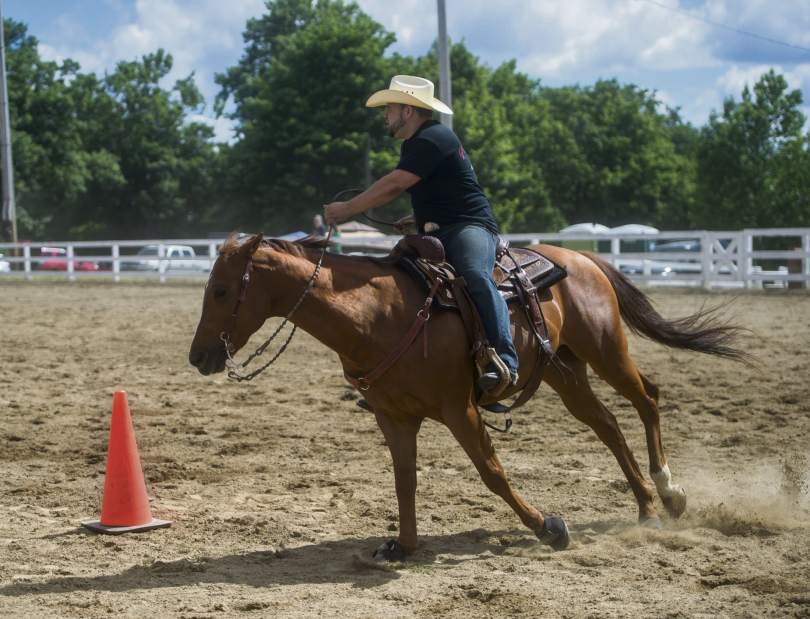 njhorsemens03072116jpg