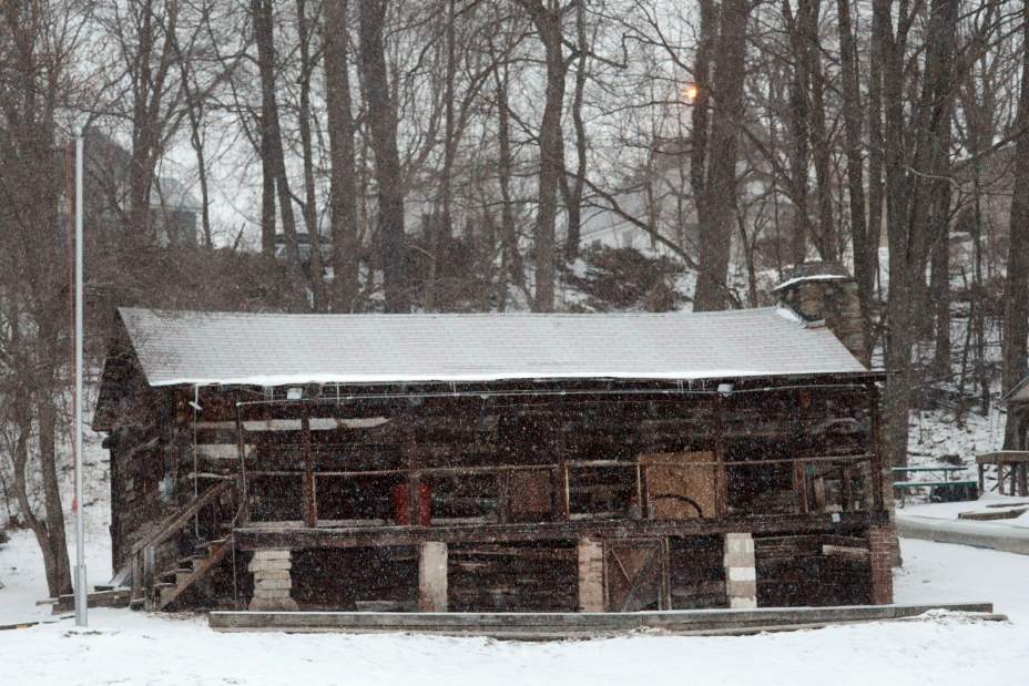 ptrScoutCabin1021915jpg