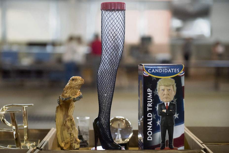 ptrairportauction03101517jpg