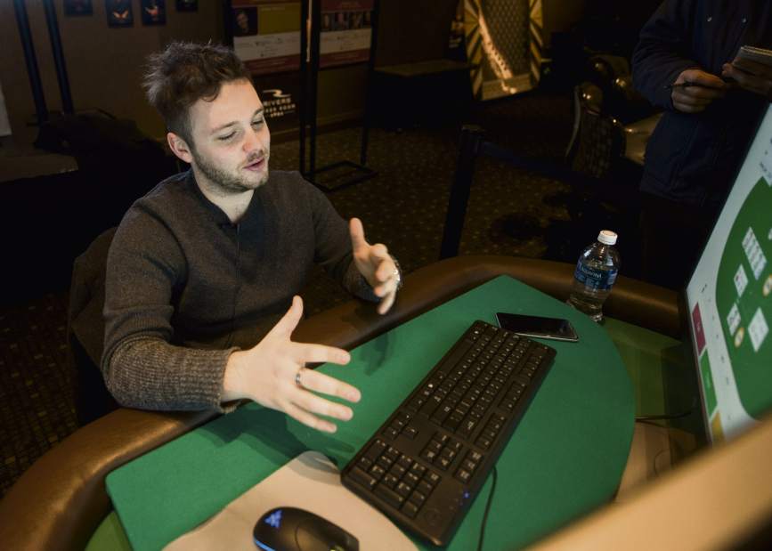ptrpoker04013117jpg