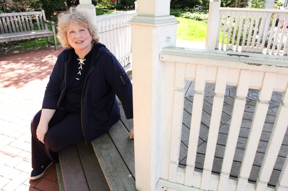 Slide 
													
													1