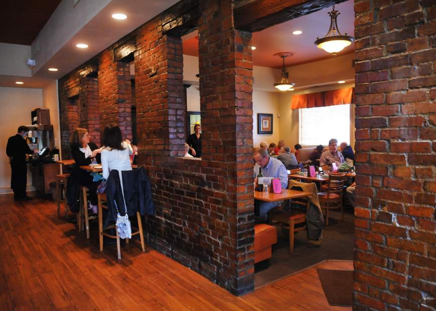 vndTKdinecornerstone3060415jpg