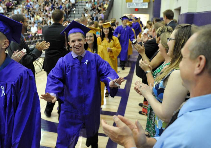 vndplumgrad060514jpg